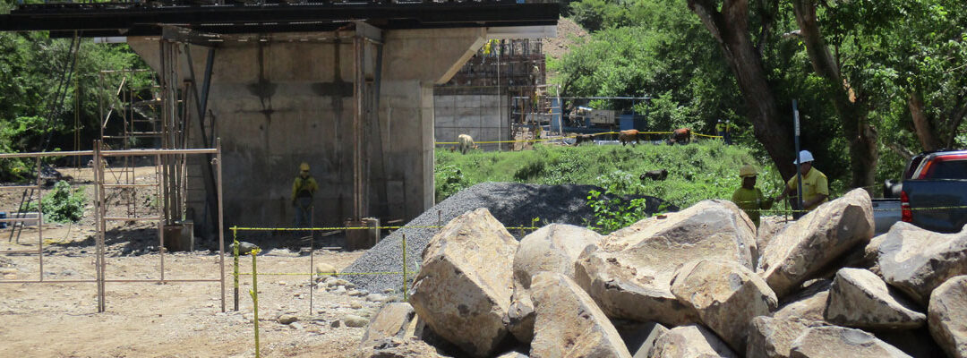 Construcción de puente San Isidro sobare el río Lempa (Km 75.5 lib31n) La libertad – Chalatenango